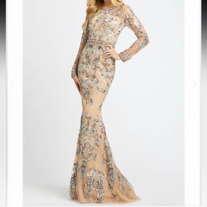 Mac Duggal Embellished Floral Embroidered Long Sleeve Lace Trumpet Gown -Reemoly